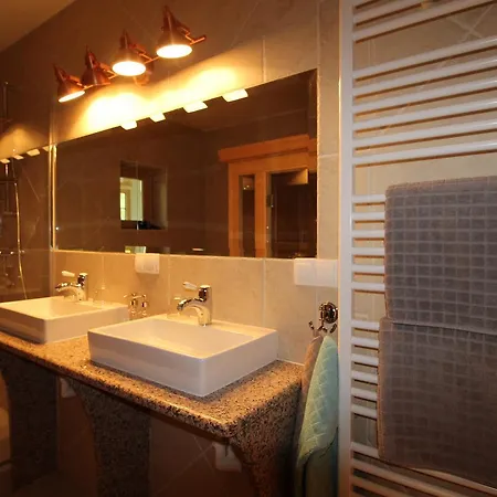 Haus Laerchegg Wellness Appartamento *